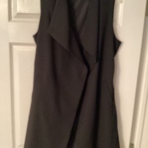 Inayah wrap vest